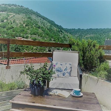 Bed and Breakfast Le Cocon Verrieres  Экстерьер фото